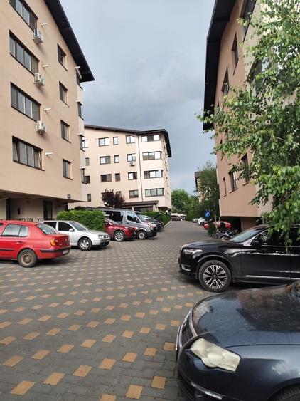 Apartament cu 2 camere decomandat în Valea Adâncă