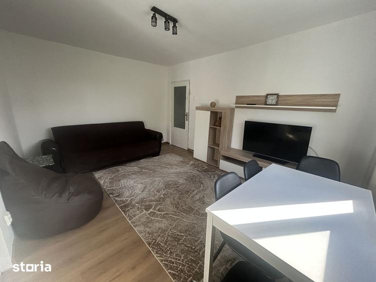 Apartament cu 2 camere semidecomandat în Circumvalațiunii