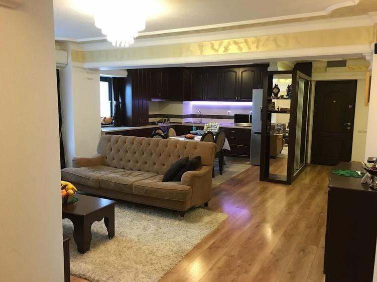 Apartament cu 4 camere decomandat în Sfântu Ilie