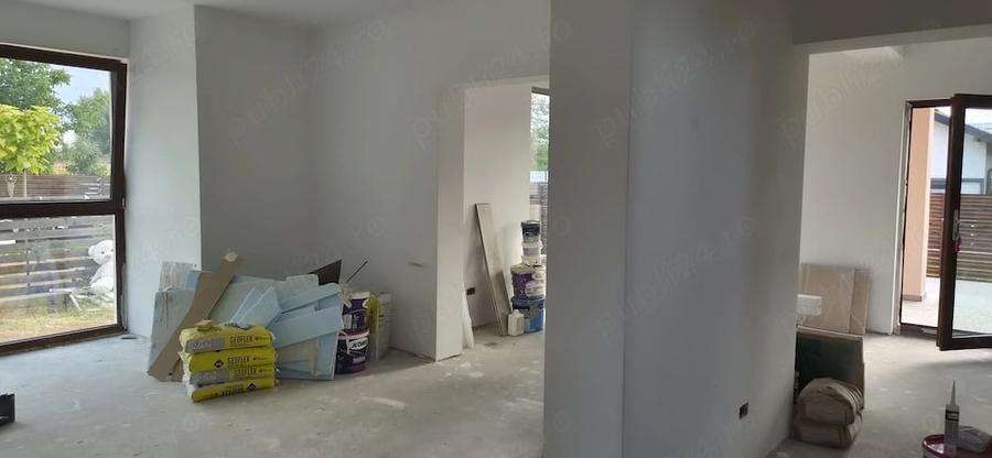 Casă cu Teren 450 Mp în Valea Mare