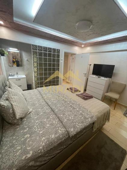 Apartament cu 2 camere, mobilat în Unirii