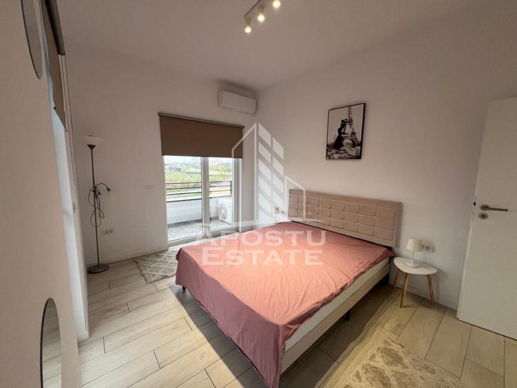 Apartament cu 2 camere semidecomandat în Ghiroda