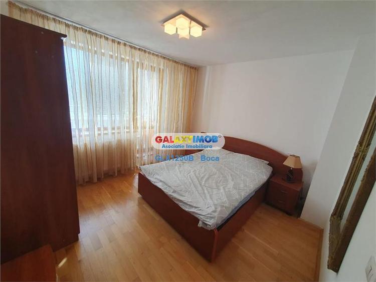 Apartament cu 3 camere semidecomandat, mobilat în Titan