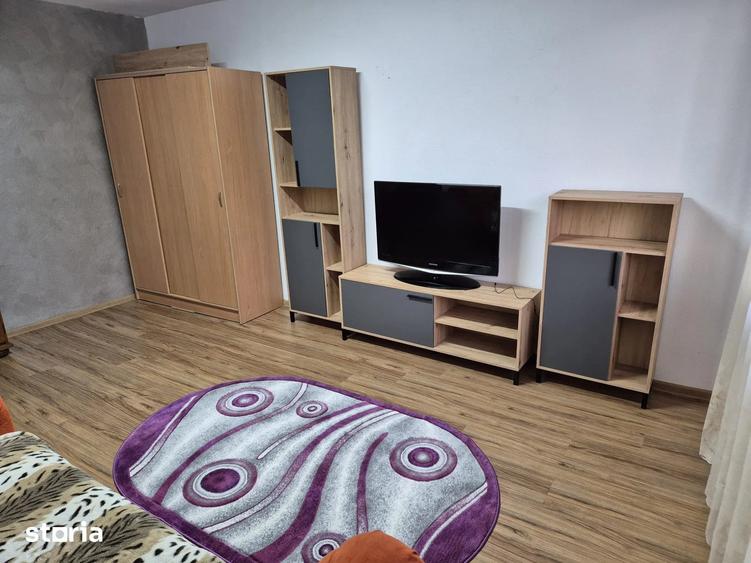 Apartament cu 2 camere decomandat în Mărăței