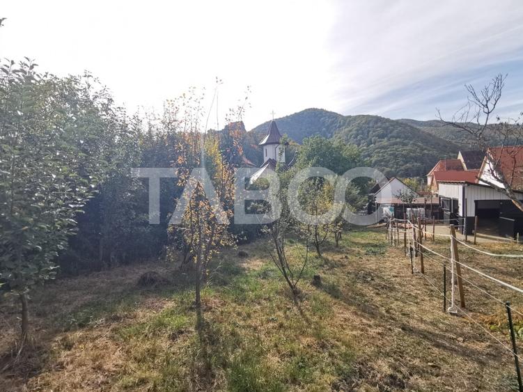 Casă individuală cu 3 camere cu Canalizare în Cisnădioara