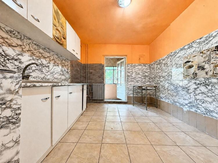 3 camere, 2 băi, parter înalt – zona Aradului, ideal locuință sau birou - 10