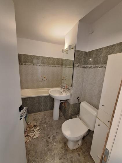 Apartament cu 2 camere semidecomandat în Odobescu
