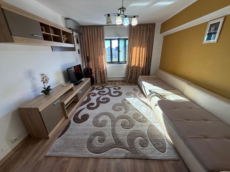 Apartament cu 2 camere decomandat, mobilat în Poiana Câmpina