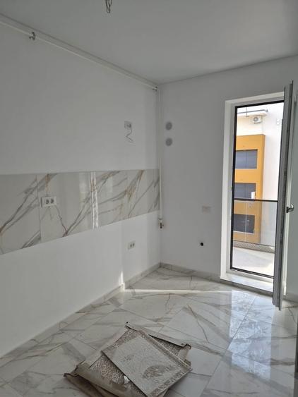 Garsonieră decomandată în Exterior Vest