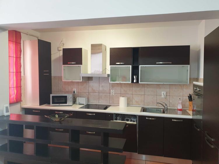 Apartament cu 2 camere decomandat în Exterior Vest