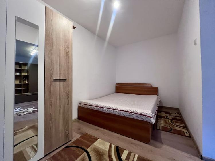 Apartament cu 2 camere semidecomandat, mobilat în P-ța Doina