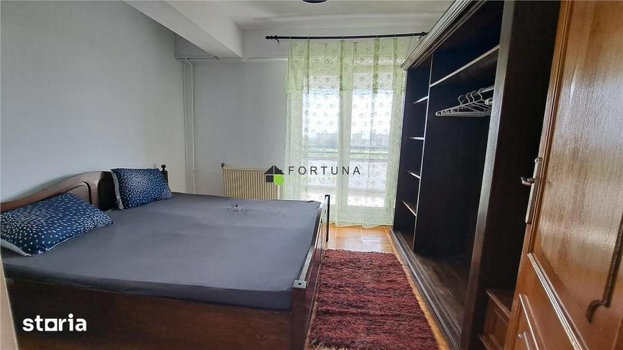 Apartament cu 4 camere în Centrul Civic
