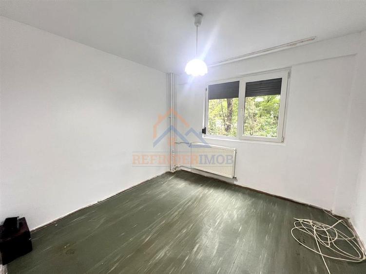 Apartament cu 2 camere decomandat în Brâncoveanu