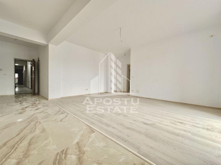 Apartament cu 2 camere semidecomandat în Giroc — fotografia 3