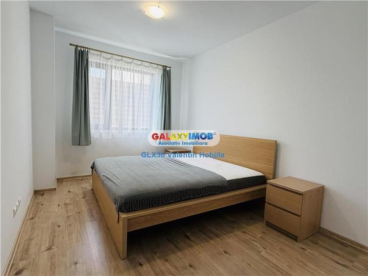 Apartament cu 3 camere semidecomandat, mobilat în Băneasa