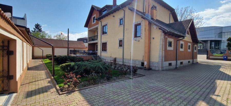 Casă cu 4 camere cu Teren 1000 Mp în Valea Mare