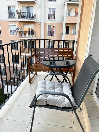 Apartament cu 2 camere decomandat în Exterior Vest