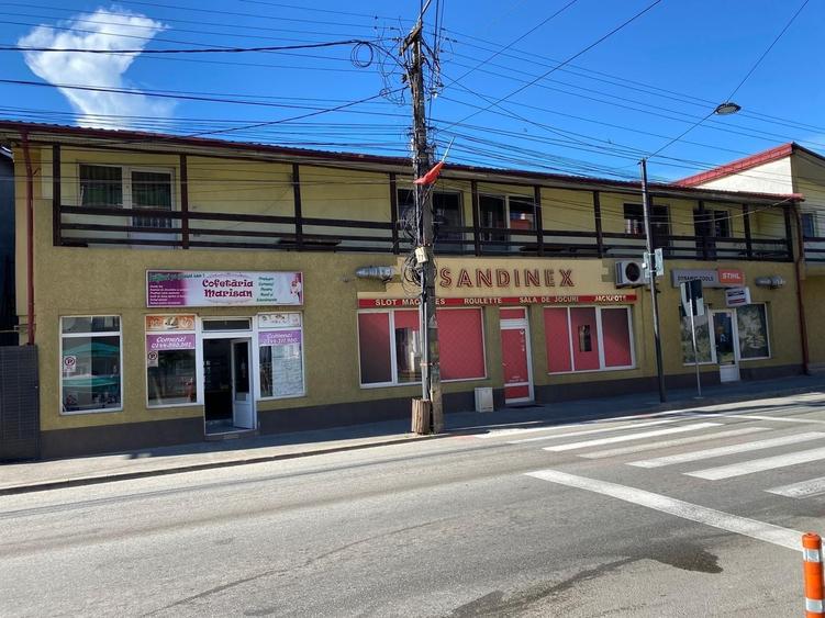 Spațiu comercial, de 85 mp, în Năsăud