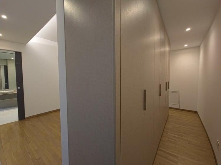 Apartament cu 4 camere în Primăverii