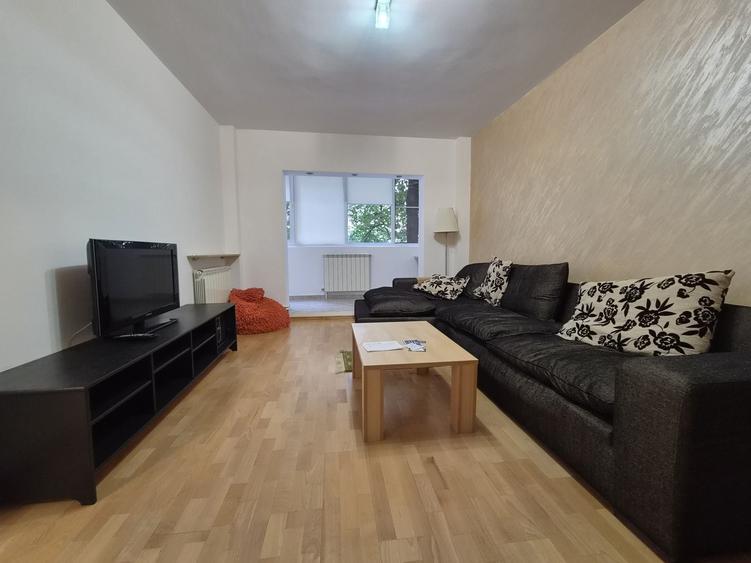 Apartament cu 2 camere semidecomandat în Iancului
