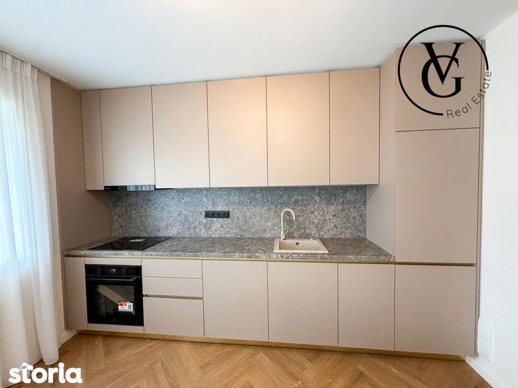 Apartament cu 3 camere semidecomandat, mobilat în Bucureștii Noi