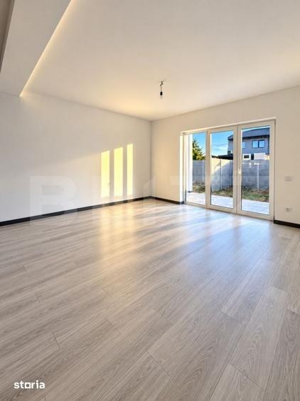 Casă cu 3 camere cu Teren 300 Mp în Lăpuș Argeș