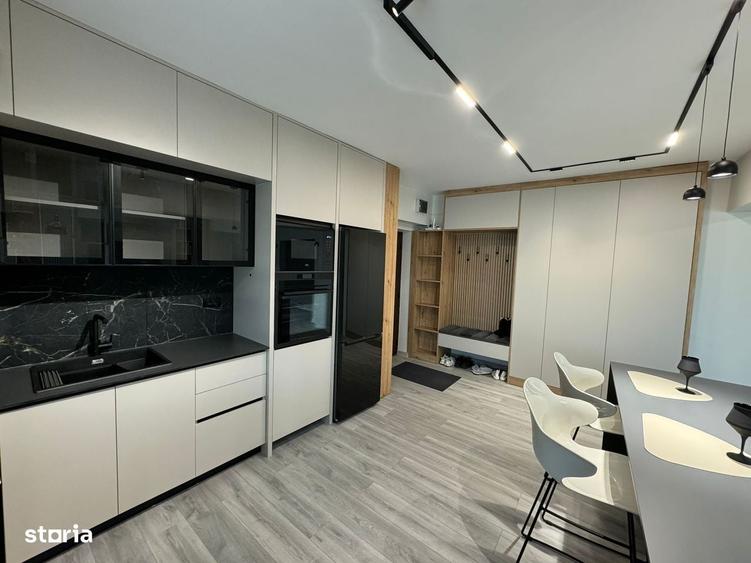 Apartament cu 4 camere în Central