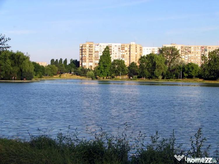 Garsonieră în Titan