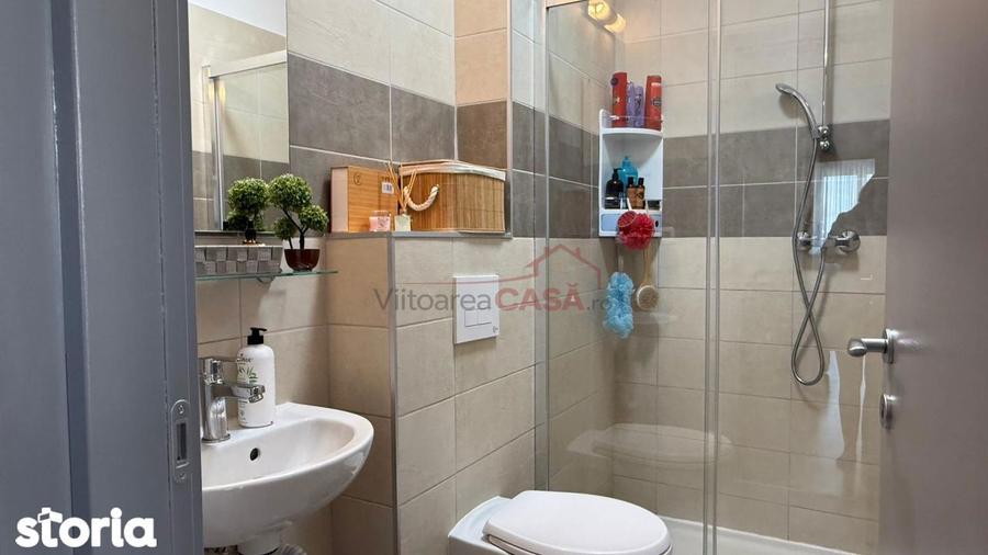 Apartament cu 3 camere semidecomandat, mobilat în Prelungirea Ghencea