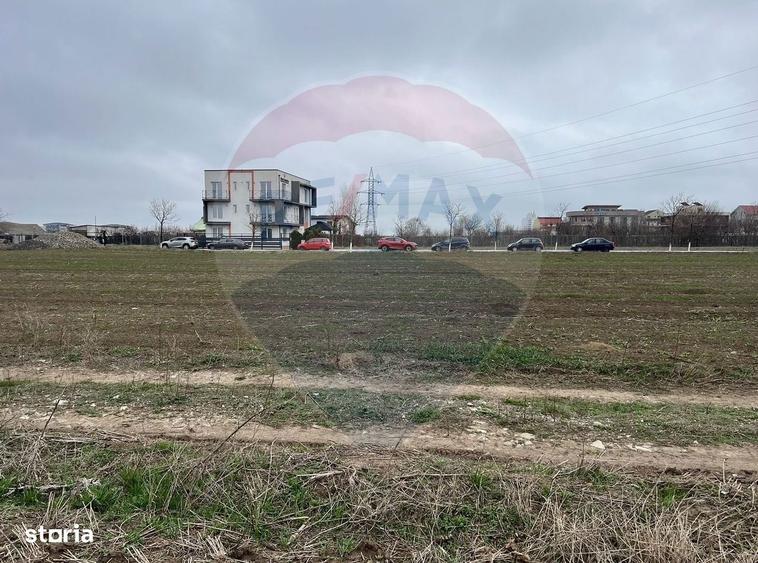Teren de 1500 mp, în Nord