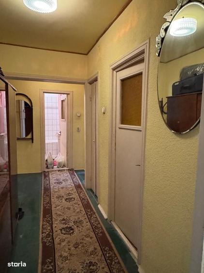 Apartament cu 3 camere decomandat în Central