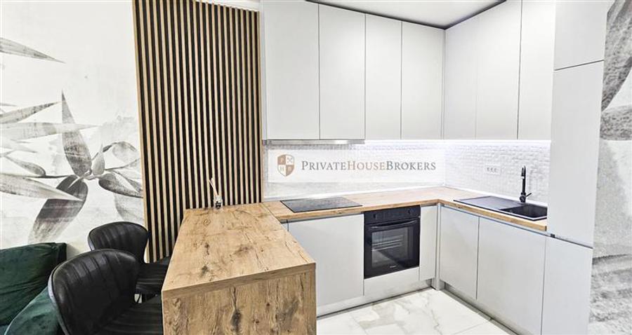Apartament cu 2 camere semidecomandat, mobilat în Pipera