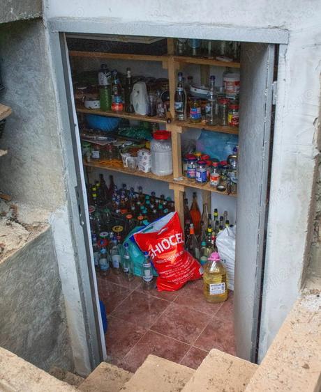 Casă cu 2 camere cu Teren 2149 Mp în Costeni