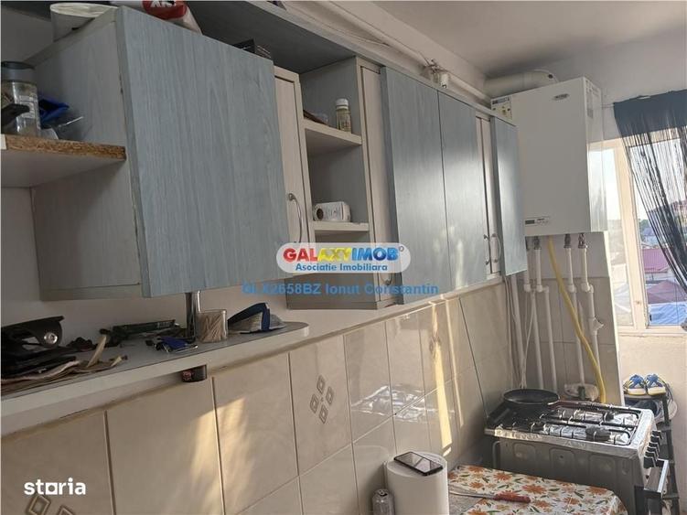 Garsonieră decomandată în Broșteni