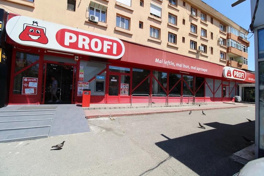 Spațiu comercial, de 440 mp, în Central