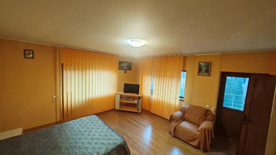 Casă cu Teren 450 Mp în Central