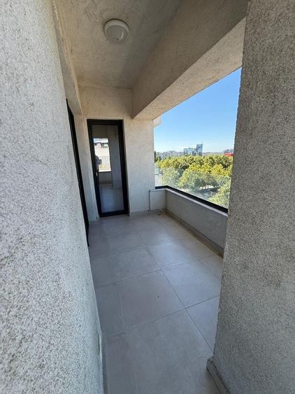 Apartament cu 4 camere, mobilat în Unirii