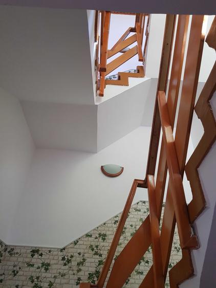 Casă cu 4 camere în Exterior Vest