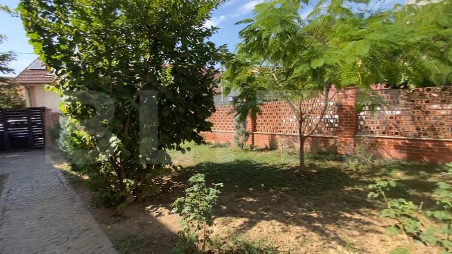 Casă individuală cu 5 camere cu Canalizare în George Enescu