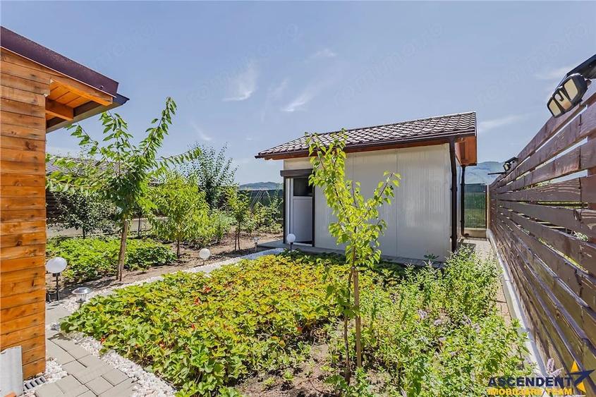 Casă cu Teren 333 Mp în Noua