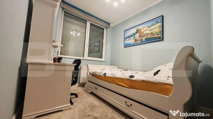 Apartament cu 3 camere decomandat în Central