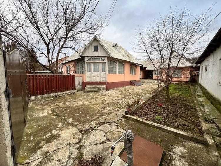 Casă cu 3 camere în Helegiu