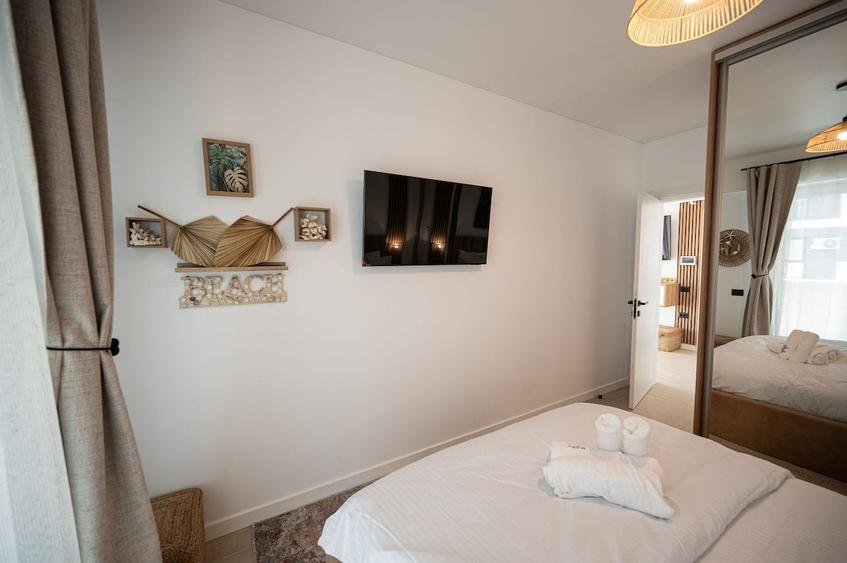 Apartament cu 2 camere decomandat în Mamaia-Sat