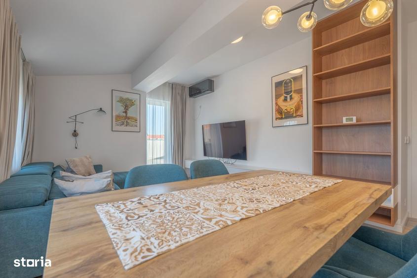 Apartament cu 4 camere decomandat în Exterior Vest