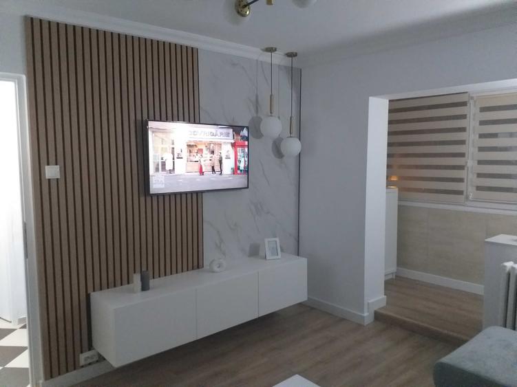 Garsonieră decomandată în Eremia