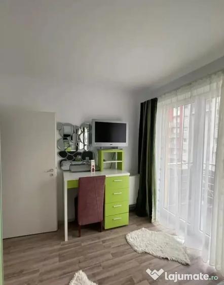 Apartament cu 3 camere decomandat în Avantgarden