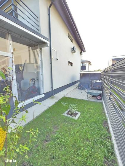 Casă cu 4 camere cu Teren 440 Mp în Central