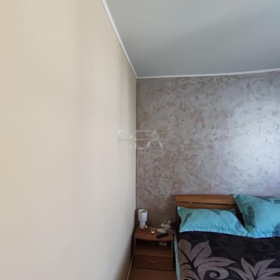 Apartament cu 3 camere decomandat, mobilat în Drumul Taberei