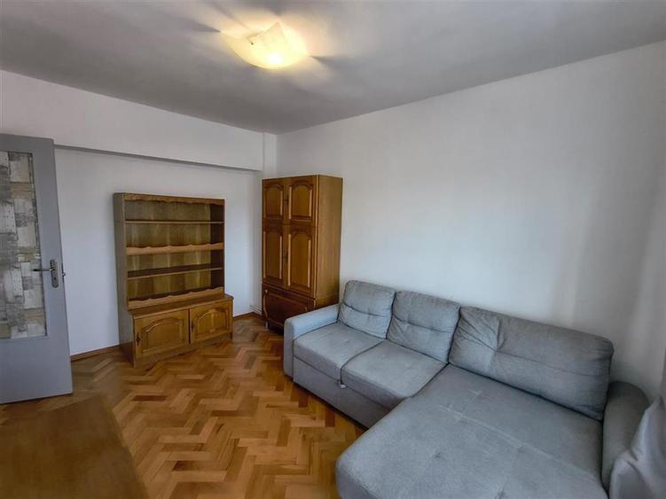 Apartament cu 2 camere circular în Sub Arini