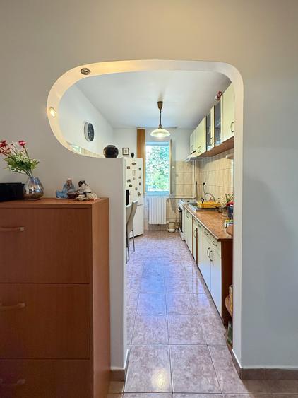 Apartament cu 2 camere semidecomandat în Tomis II